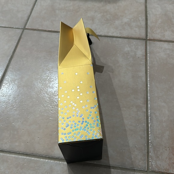 Sparkle and shine body care collection NWT - Picture 6 of 8